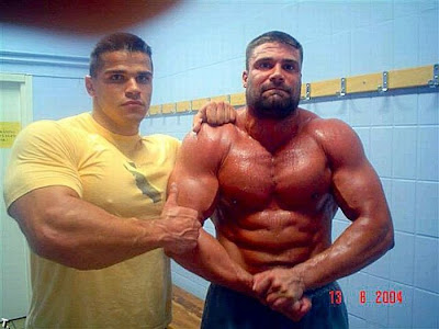 Amazing male and female bodybuilders Seen On www.coolpicturegallery.net