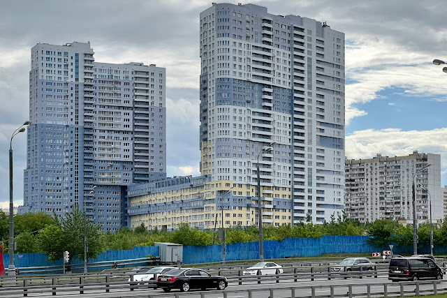 Звенигородское шоссе, 2-й Силикатный проезд, жилой комплекс «Утёсов»