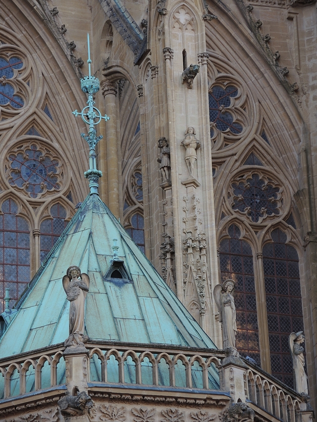 Metz: de kathedraal aan de buitenkant