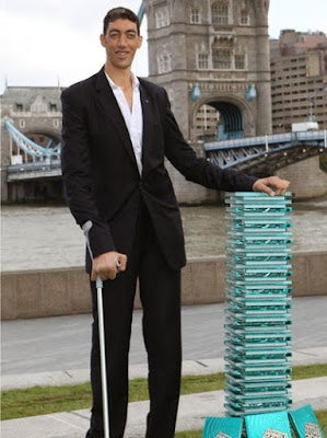 worlds tallest man