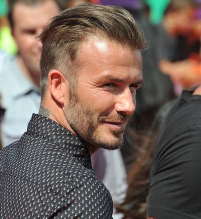 20 Gaya  Rambut  Keren David  Beckham  yang Selalu Menjadi 