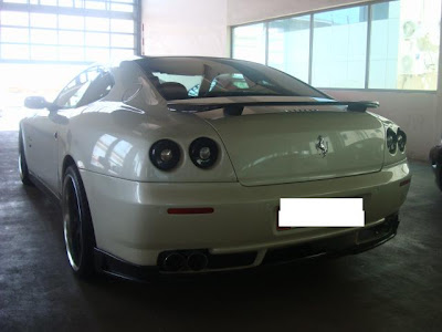 Car Ferrari GT
