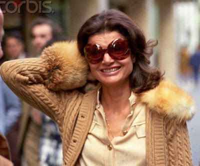 jackie kennedy onassis fashion. jackie kennedy onassis fashion