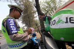 Jenis-jenis Pelanggaran Gojek dan Hukumannya yang Bikin Ngilu!