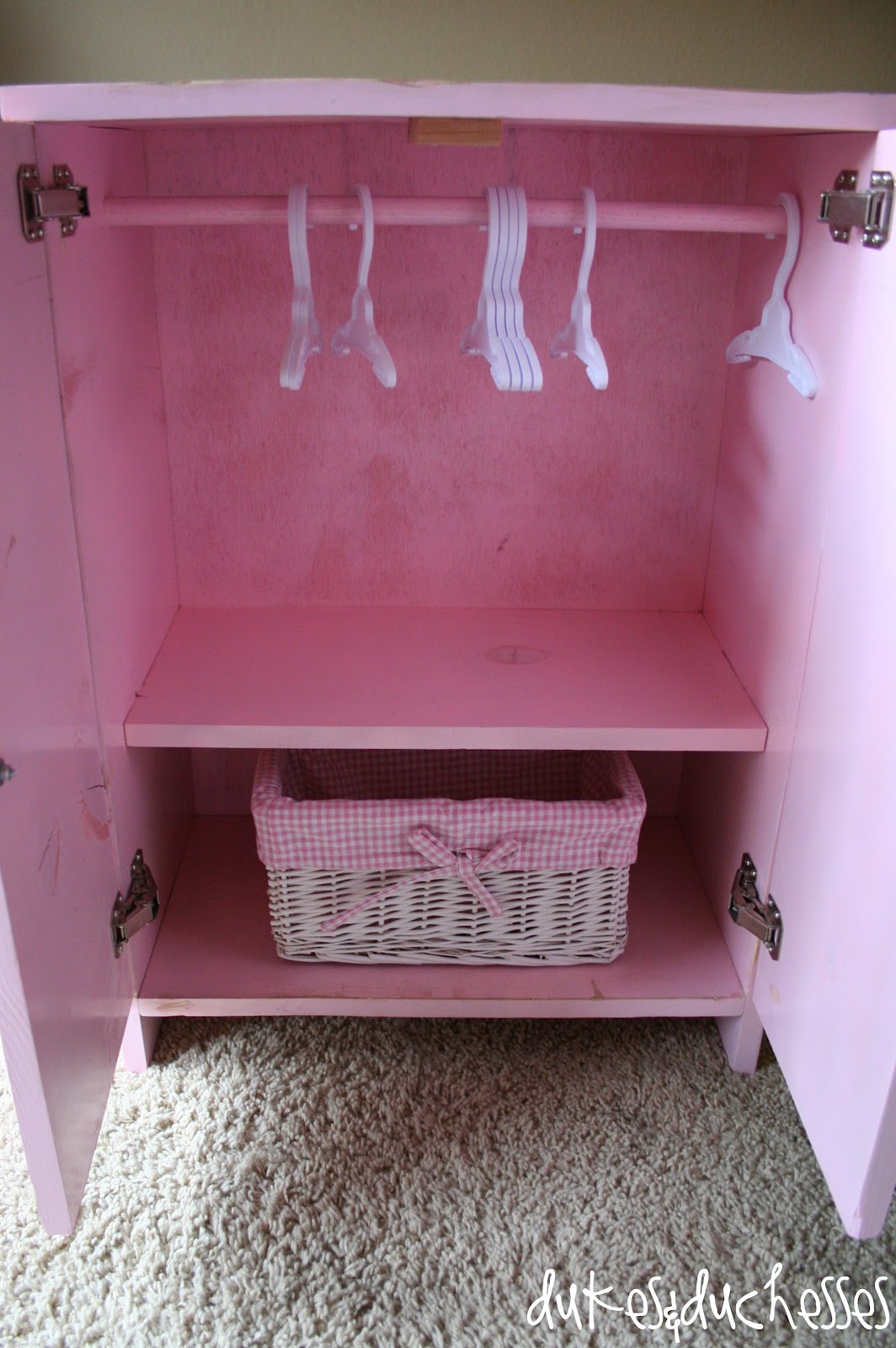 A Doll Closet - Dukes and Duchesses