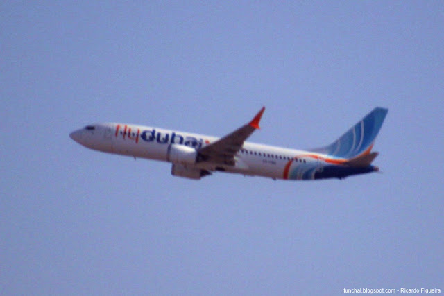 FLYDUBAI - AEROPORTO Do DUBAI - BOEING 737