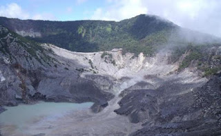 Gunung Tangkuban Perahu