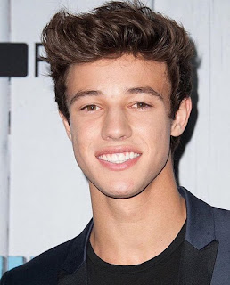 Cameron Dallas Hairstyles for Teen Boys