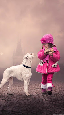 child-girl-cute-wearing-pinky-with-vodafone-dog