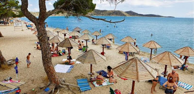 ΜΕ ΜΕΤΡΑ οι οργανωμένες παραλίες το Σάββατο – Χωρίς αλκοόλ και τραπεζοκαθίσματα