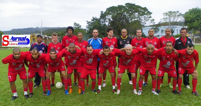 Ajax assume a liderança do municipal 2012