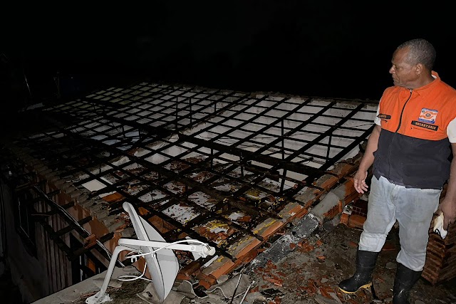 Temporal causa desabamento de igreja, destelhamento de casas e quedas de árvores em Campos