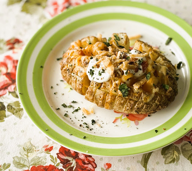 Air Fryer Blooming Baked Potato