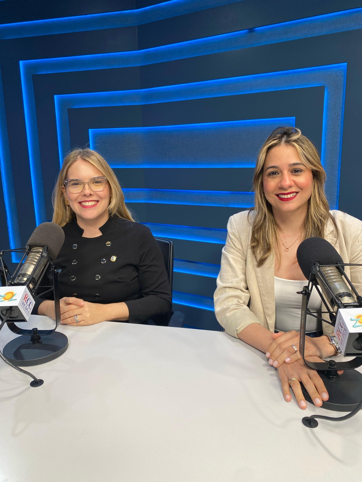 Diputadas Liz Mieses y Carmen Ligia Barceló participaron en el programa radial "Que Tenemos Radio"