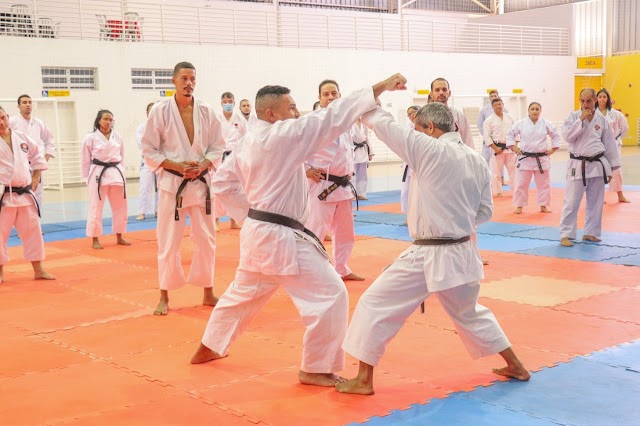 Torneio de karatê reúne mais de 600 atletas de 14 municípios em Senador Canedo neste Sábado e Domingo