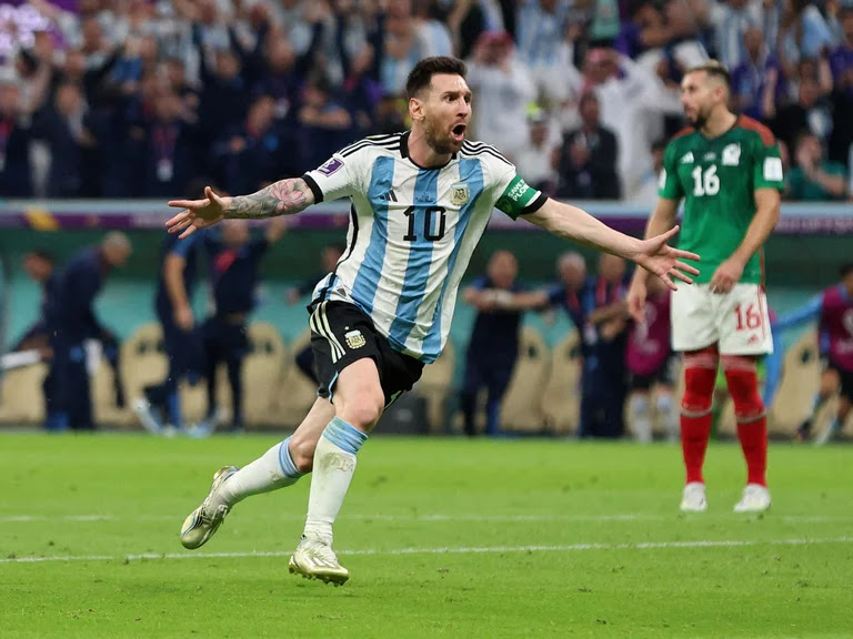 El posteo de Lionel Messi tras el triunfo de Argentina sobre México en el Mundial Qatar 2022 y las reacciones de Dibu Martínez y Antonela Roccuzzo