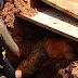 தலவாக்கலையில் ஏற்பட்ட மண்சரிவில் சிக்குண்ட மூவரில் ஒருவர் பலி - இருவர் பலத்த காயம்