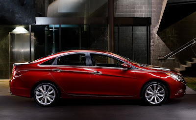 2011 Hyundai Sonata Side View