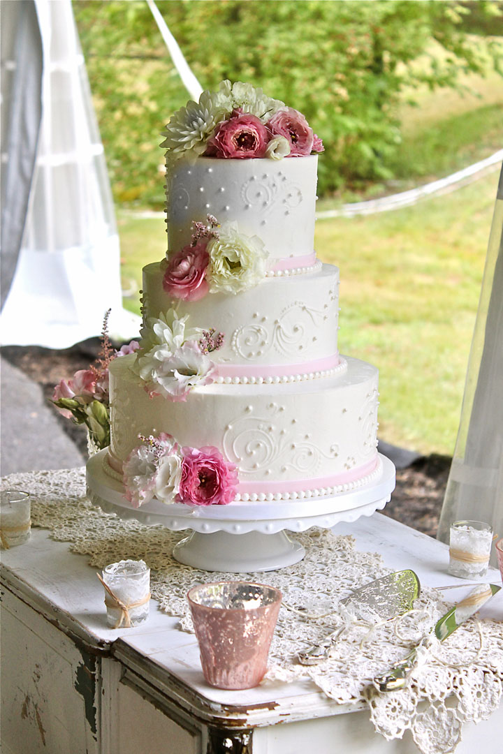 The wedding cake was a buttercream covered cake