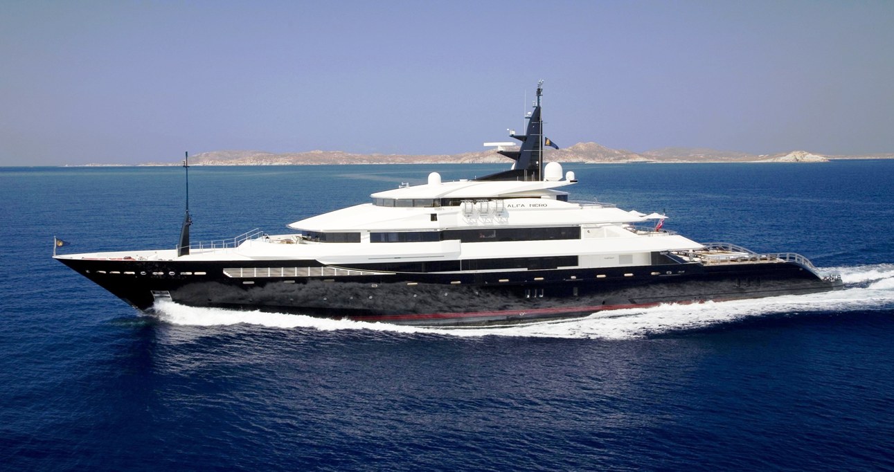 Ocean Yacht: Yacht Ocean Alfa Nero - Luxury Yacht Charter Type