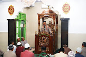 Safari Subuh di Masjid Nurul Hidayah Ujung, Kapolres Soppeng: Program Menyatu dan Mendengar Keluhan Masyarakat