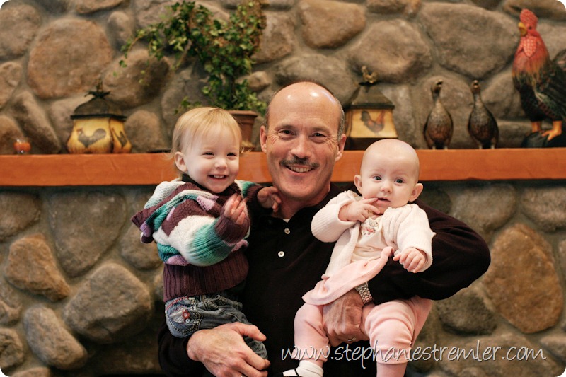 LyndenFamilyPhotographerF11-28-09Cobb-102
