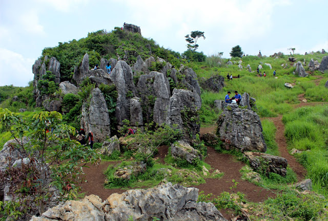 stone garden (taman batu) bandung