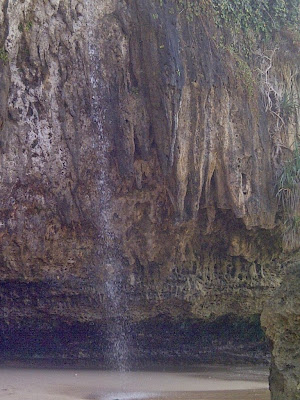 Air terjun dipantai Seruni, Gunung Kidul