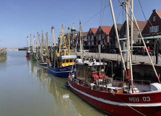 Neuharlingersiel Hafen