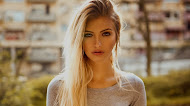 Beautiful blonde women wallpaper