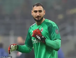 Chelsea and PSG 'set to battle for Milan keeper Donnarumma'