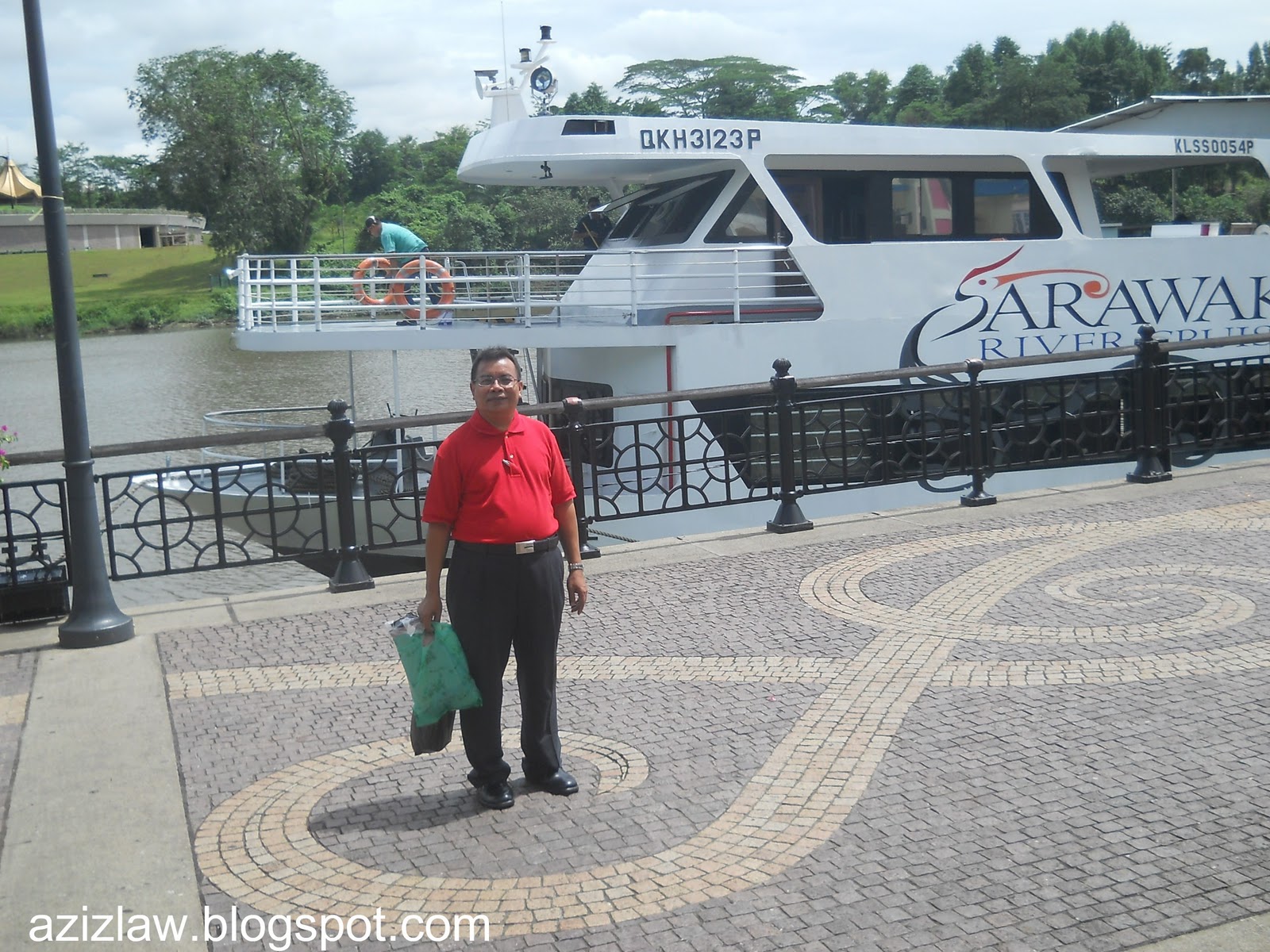 EDU-kasi: Melancong ke Kuching, Bau dan Serikin, Sarawak