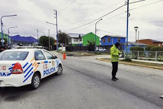 control policial ushuaia cuarentena cronicas fueguinas tierra del fuego rio grande tolhuin policialestdf