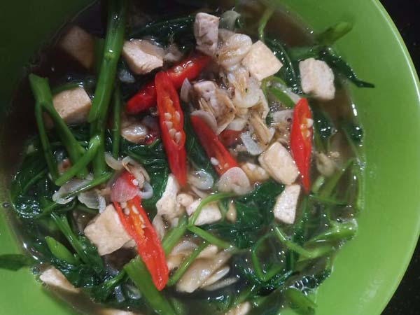 Resep Tumis Kangkung Tahu dan Ebi Lezat dan Praktis 