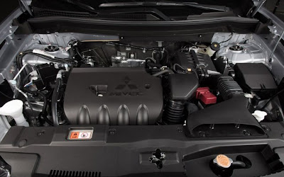 Mitsubishi Outlander 2014 Engine