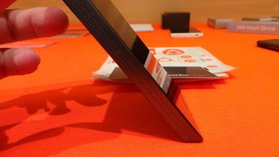 Ubuntu Edge Smartphone Prototype2