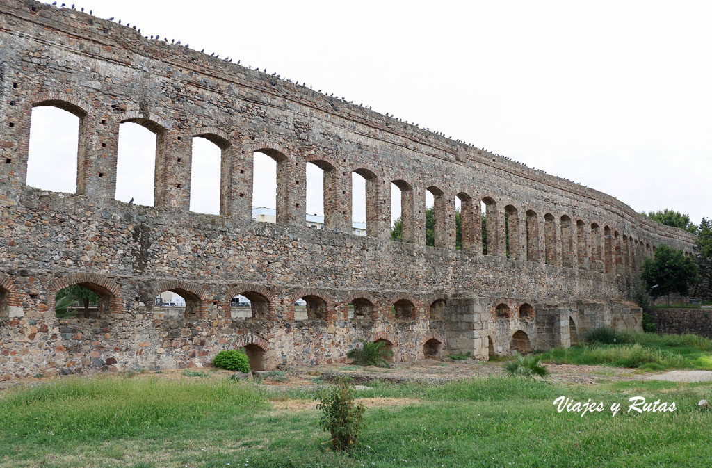 Acueducto de San Lázaro de Mérida