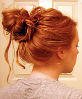 Style Athletics Cute Functional Hair Styles For the Gym Messy Bun