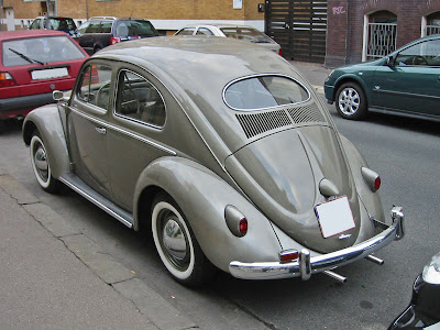 Montado pela Brasmotor at 1953 e posteriormente pela propria VW o Fusca 