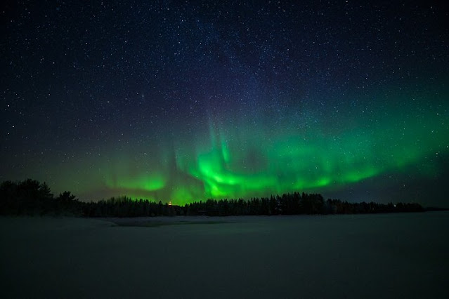 experience-magic-of-northern-lights