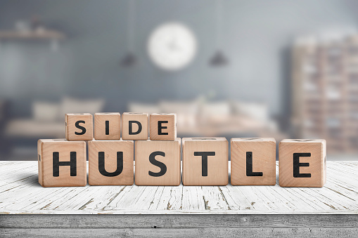 This side hustle is the new way to make money—and you don't need a job
