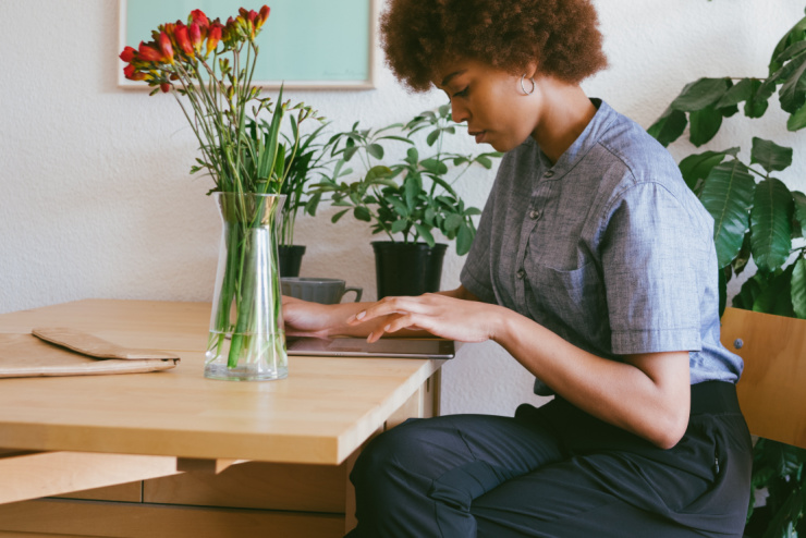 woman on laptop