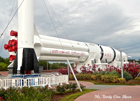 Kennedy Space Center --- Ms. Toody Goo Shoes