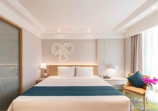 King size bed