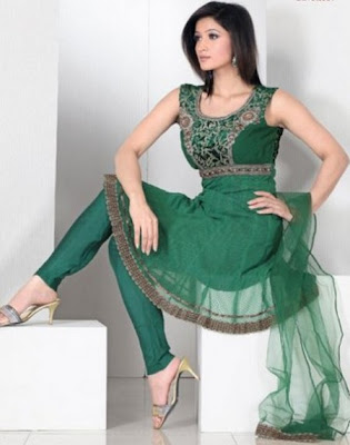 Latest Fashionable Frocks Designs 2013 For Girls