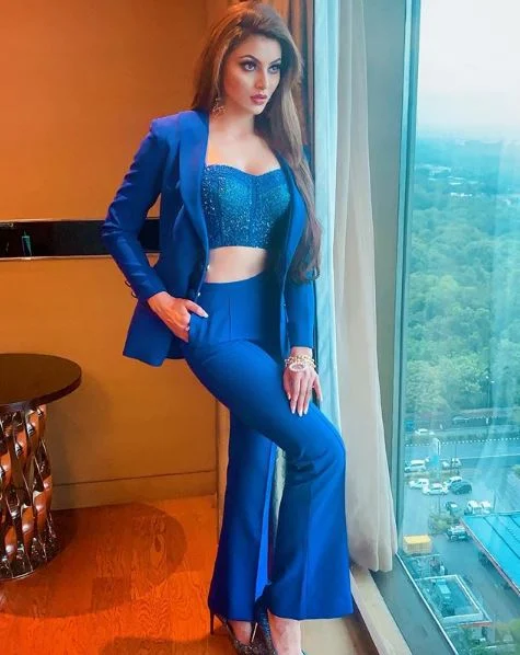 Urvashi Rautela's New Hot Images 2020 | Urvashi Rautela Biography