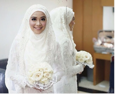 Inspirasi Baju Pengantin Syari