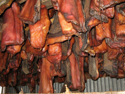 makanan-dengan-bau-terbusuk