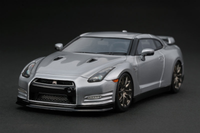 nissan gtr 2012