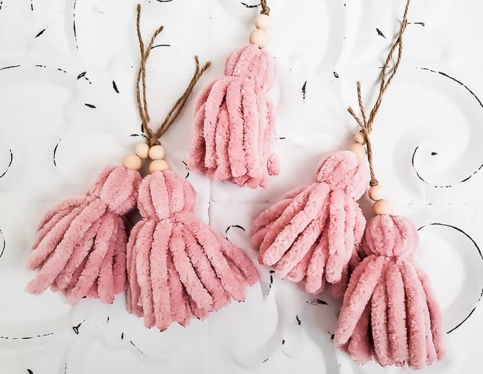 How To Make DIY Jute Tassels For Your Next Craft Project